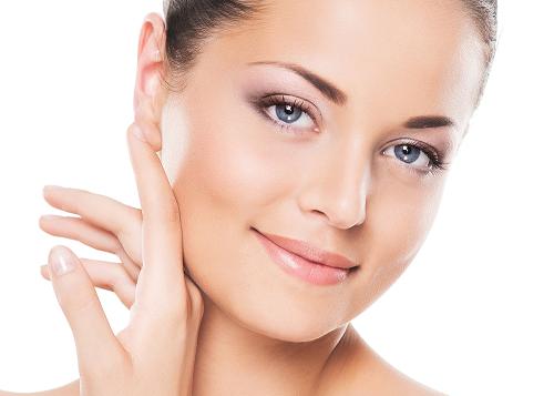 رفع  موهای زائد با استفاده از طب سنتی